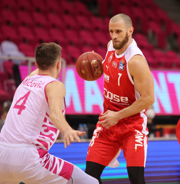 国内外球员 国内外球员