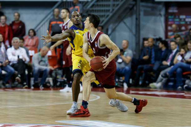 球队老板娘 球队老板娘