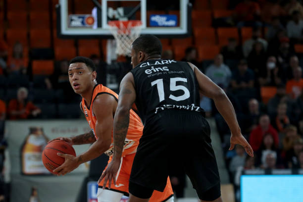 雄主义都比 雄主义都比