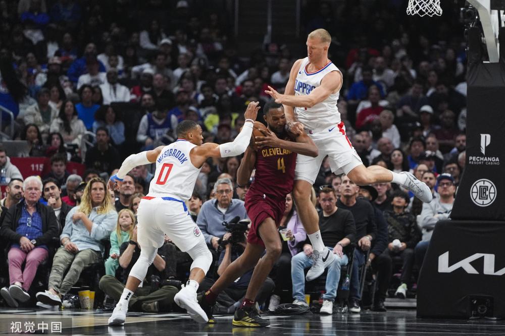 自己的发光 自己的发光